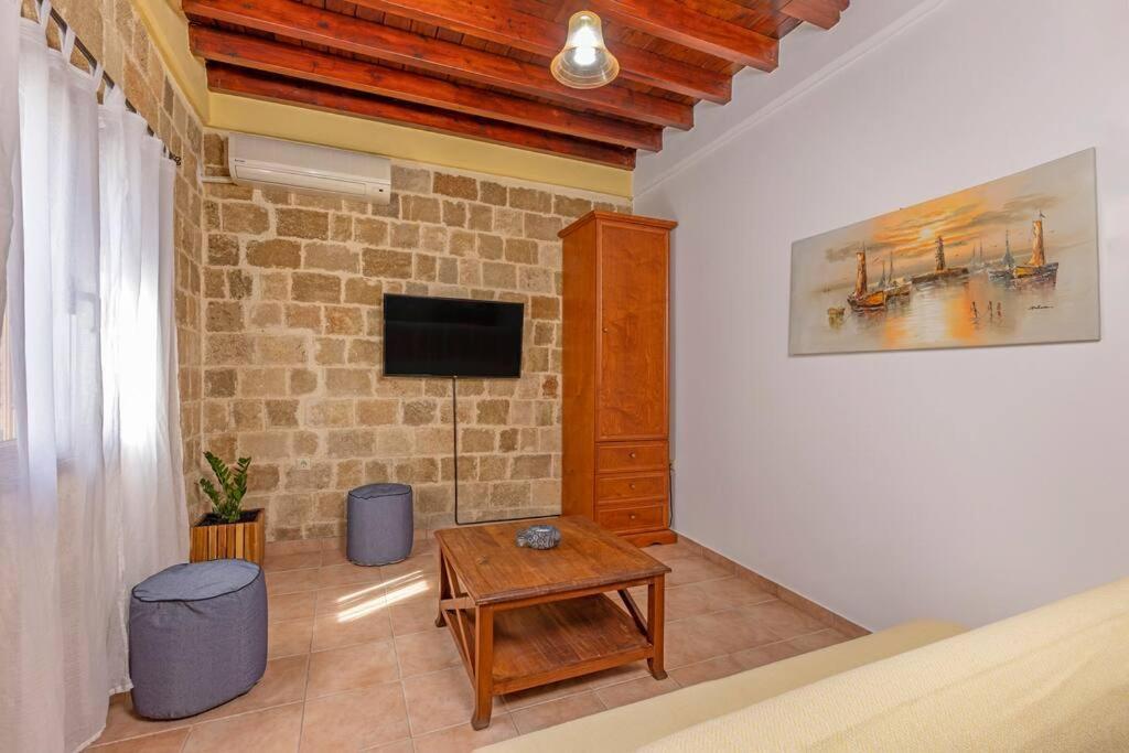 Margaritis Luxury Medieval House Родос Экстерьер фото