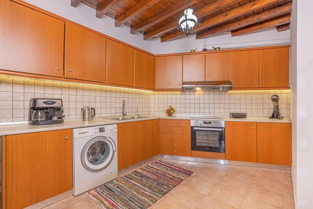 Margaritis Luxury Medieval House Родос Экстерьер фото